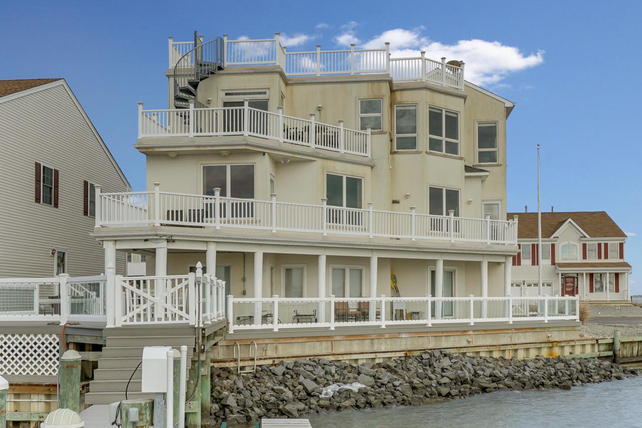 31 Bowsprit Drive - Photo 1