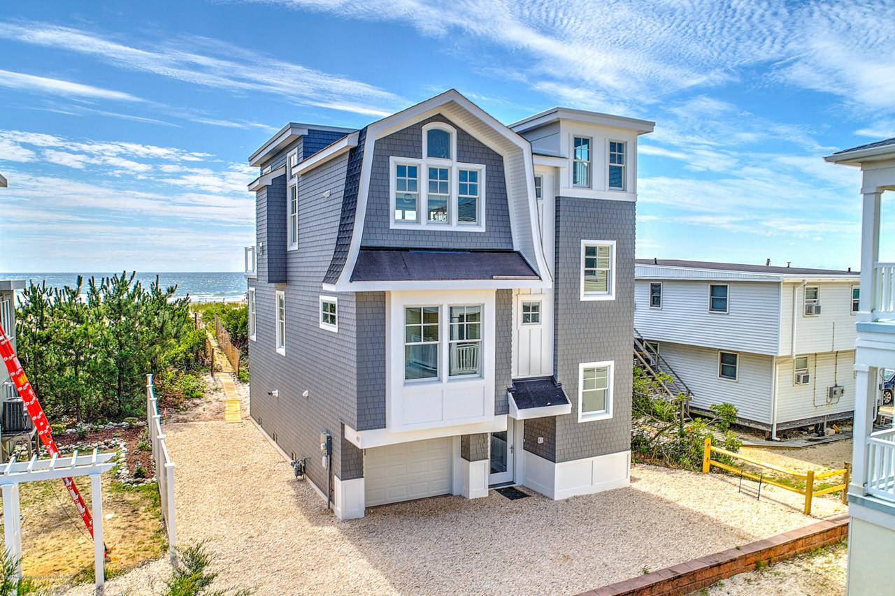 411 Ocean Avenue - Photo 1