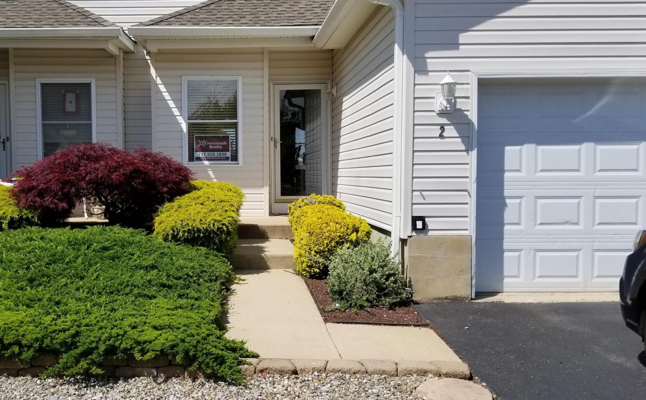2 Blue Heron Lane - Photo 1