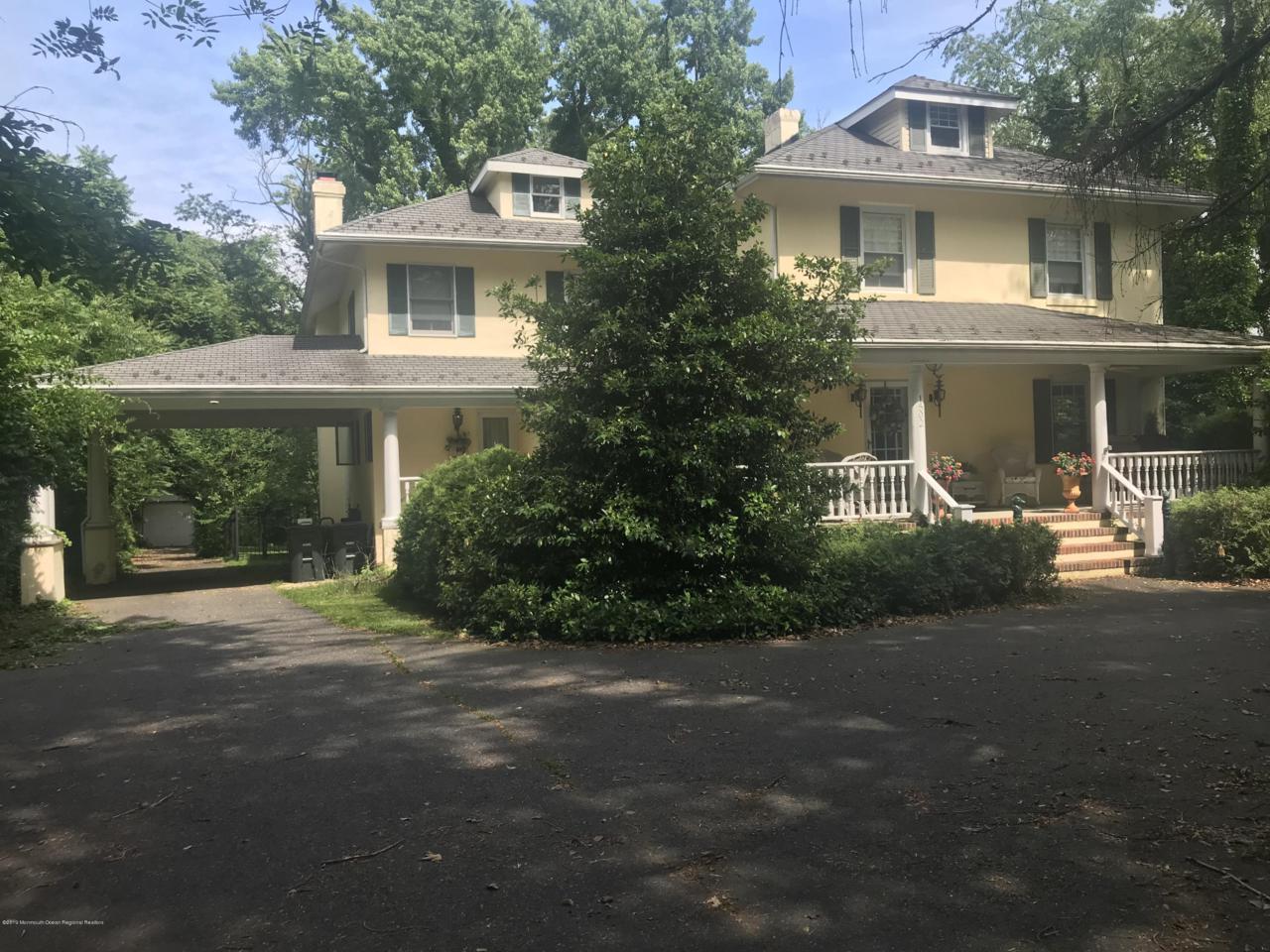 1502 Gully Road - Photo 1