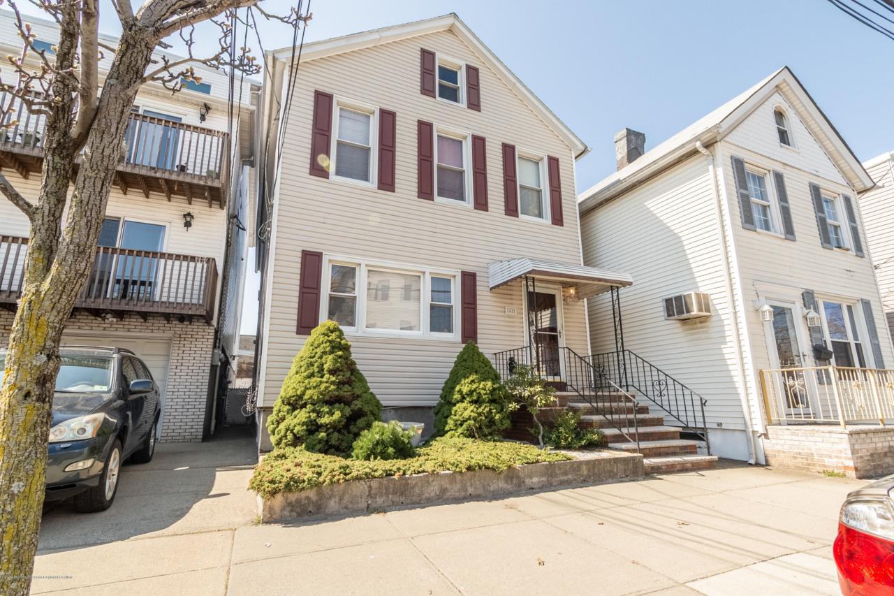 42 9th Street - Photo 1