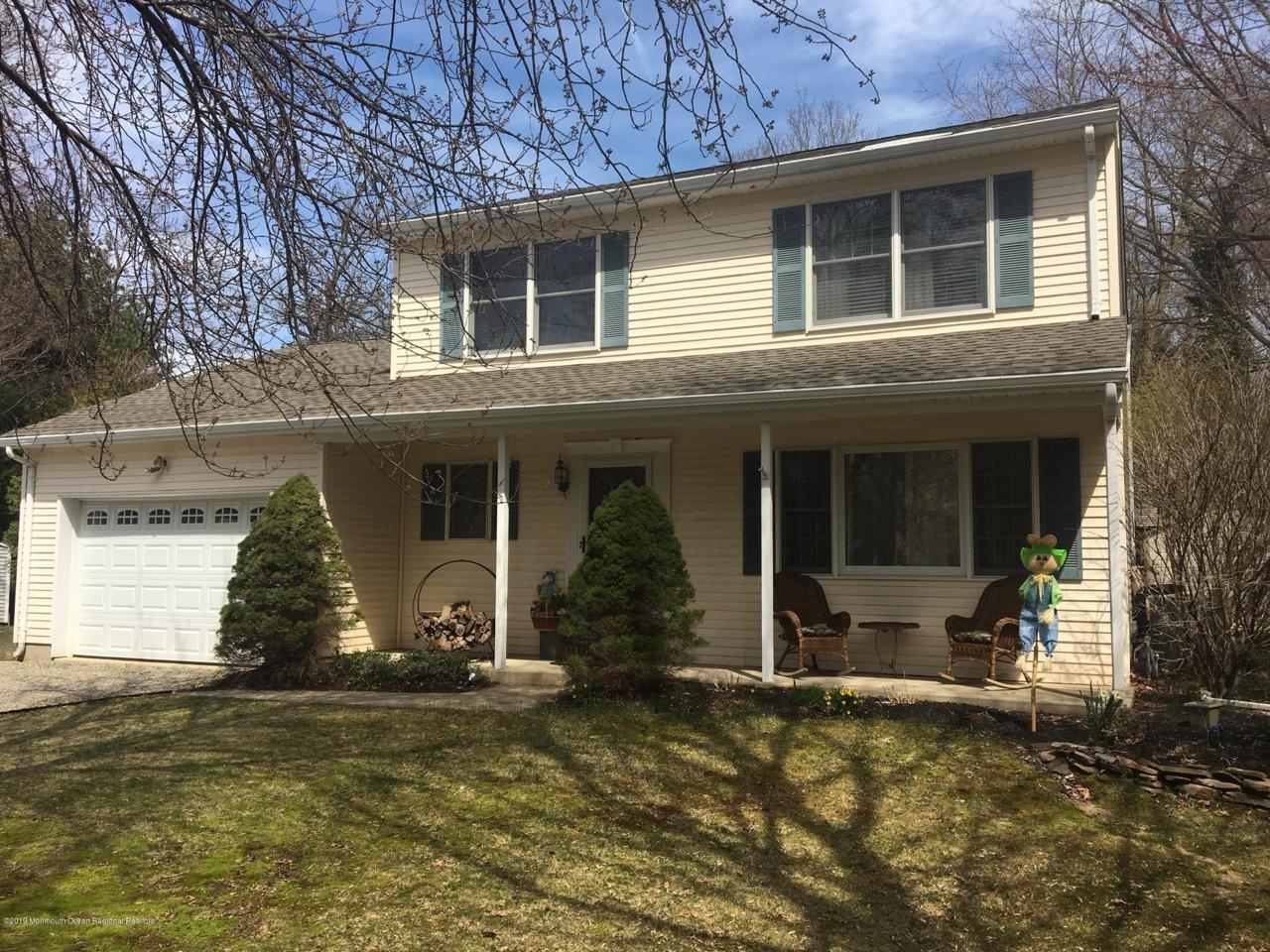 21 Country Lane - Photo 1