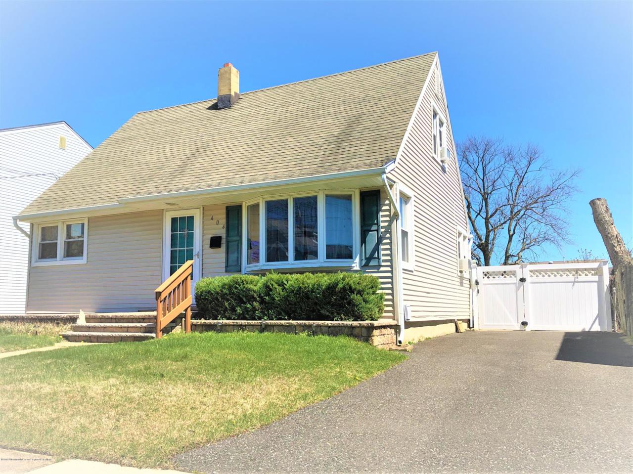 404 Chicago Avenue - Photo 1