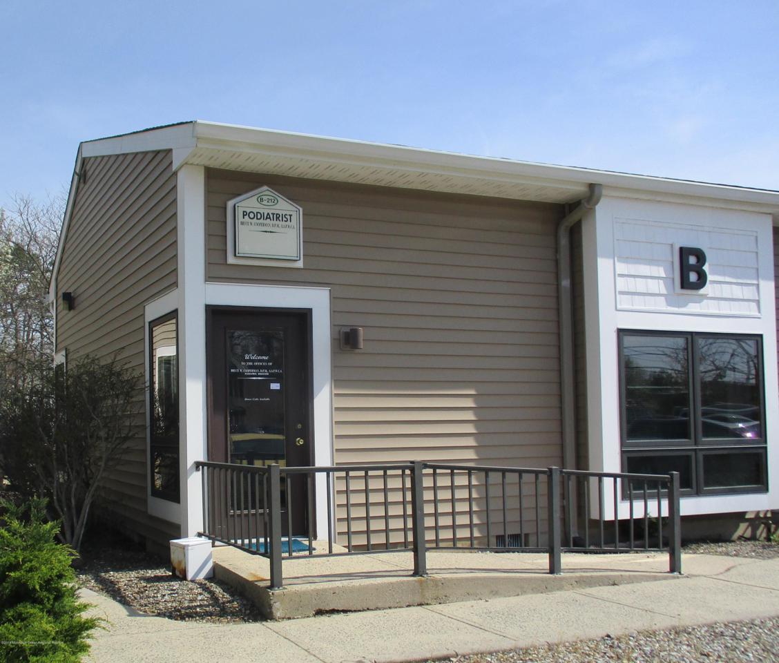 212 Commons Way - Photo 1