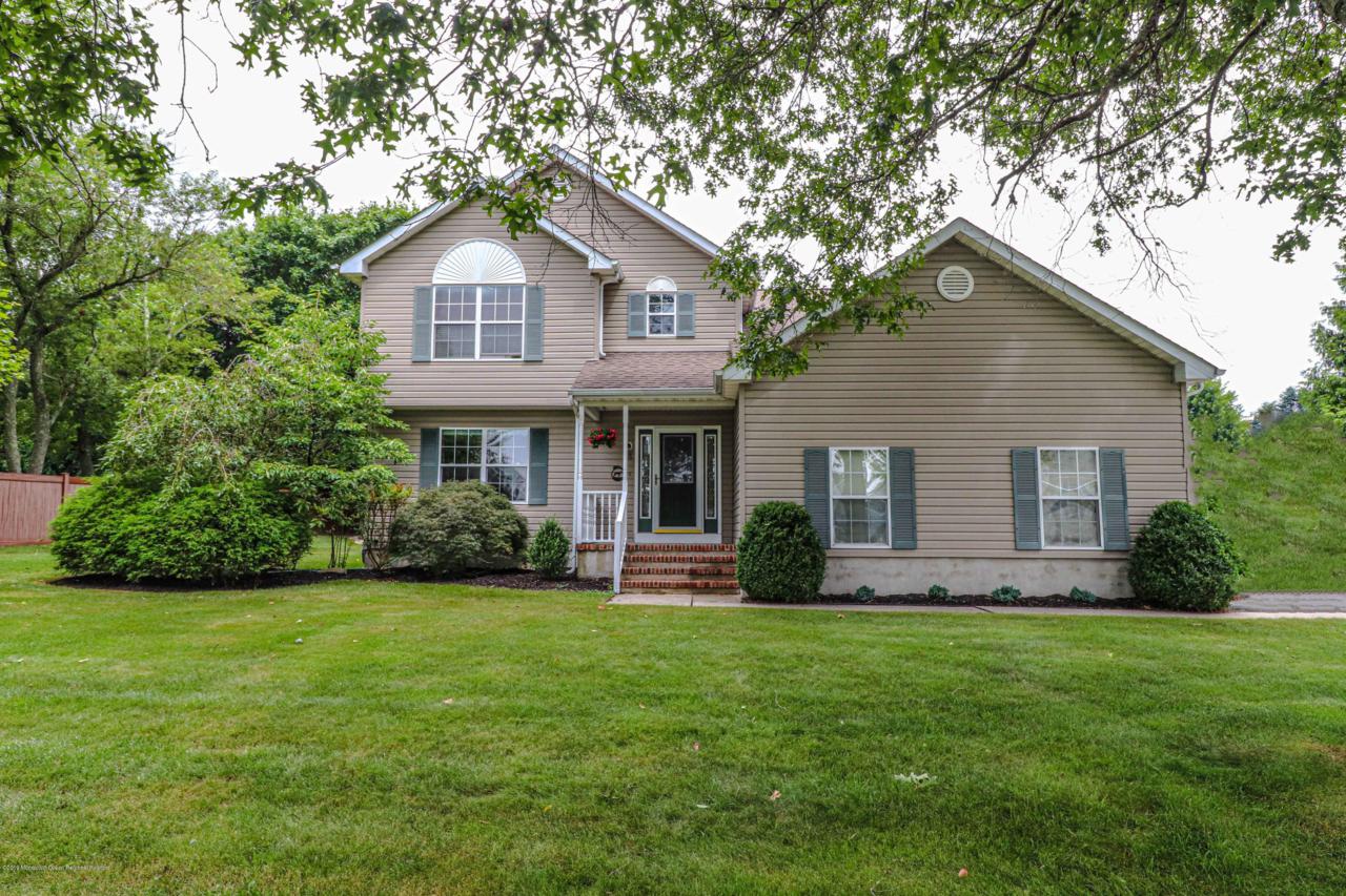 95 Beverly Drive - Photo 1
