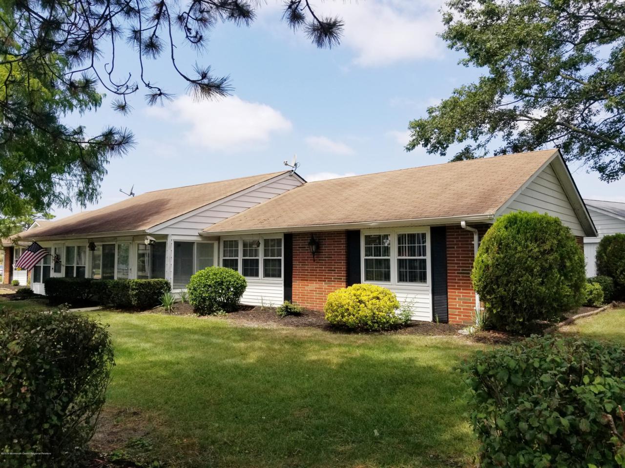 360B Chesterfield Court - Photo 1