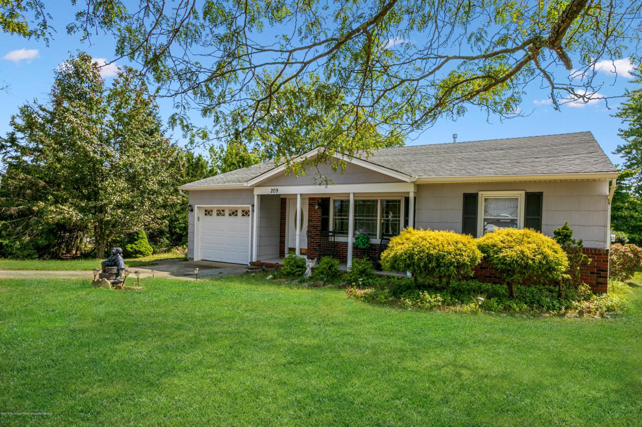 209 Westbrook Drive - Photo 1