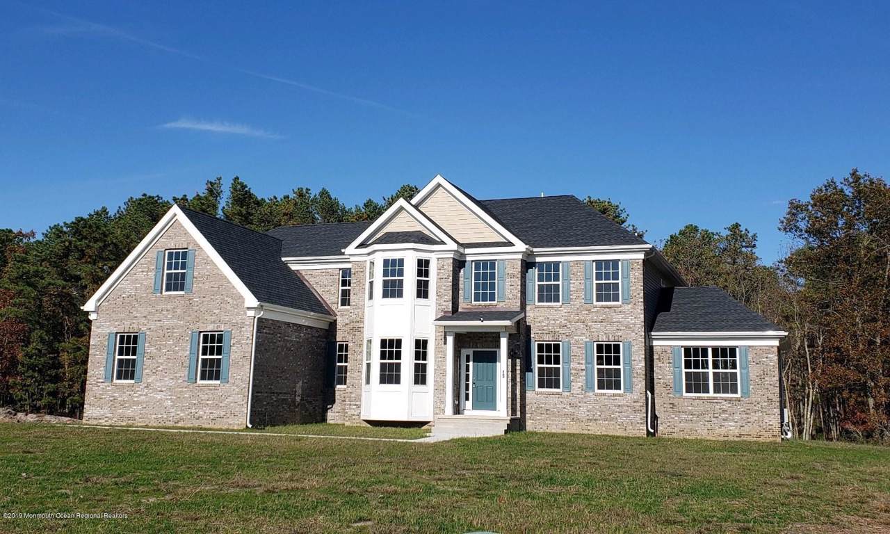 16 Tuxedo Court - Photo 1