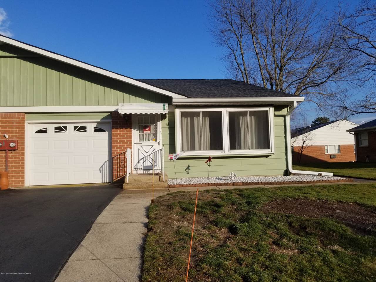 1 Salem Drive - Photo 1