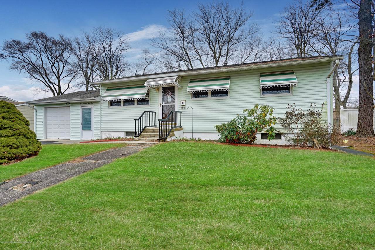 134 Dittmar Drive - Photo 1
