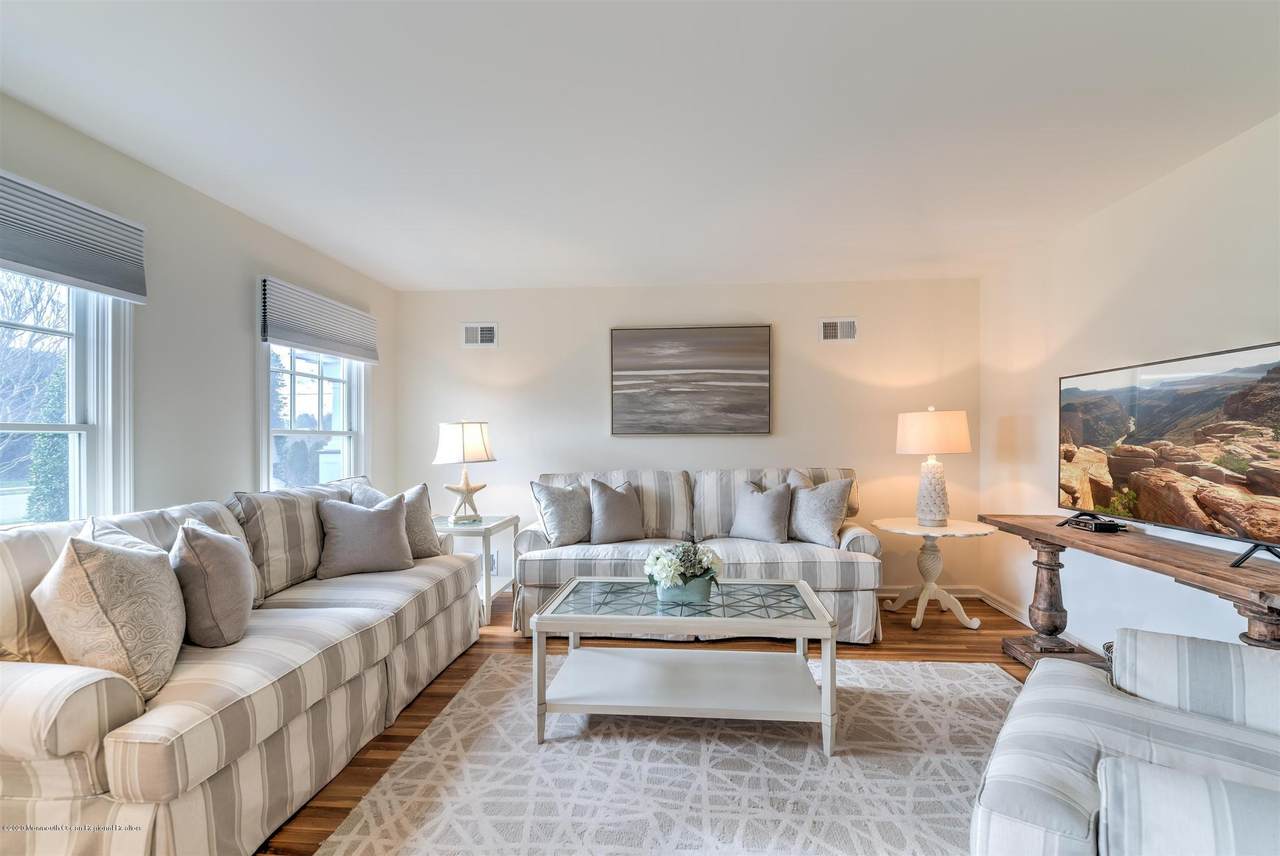 7 Philadelphia Boulevard - Photo 1