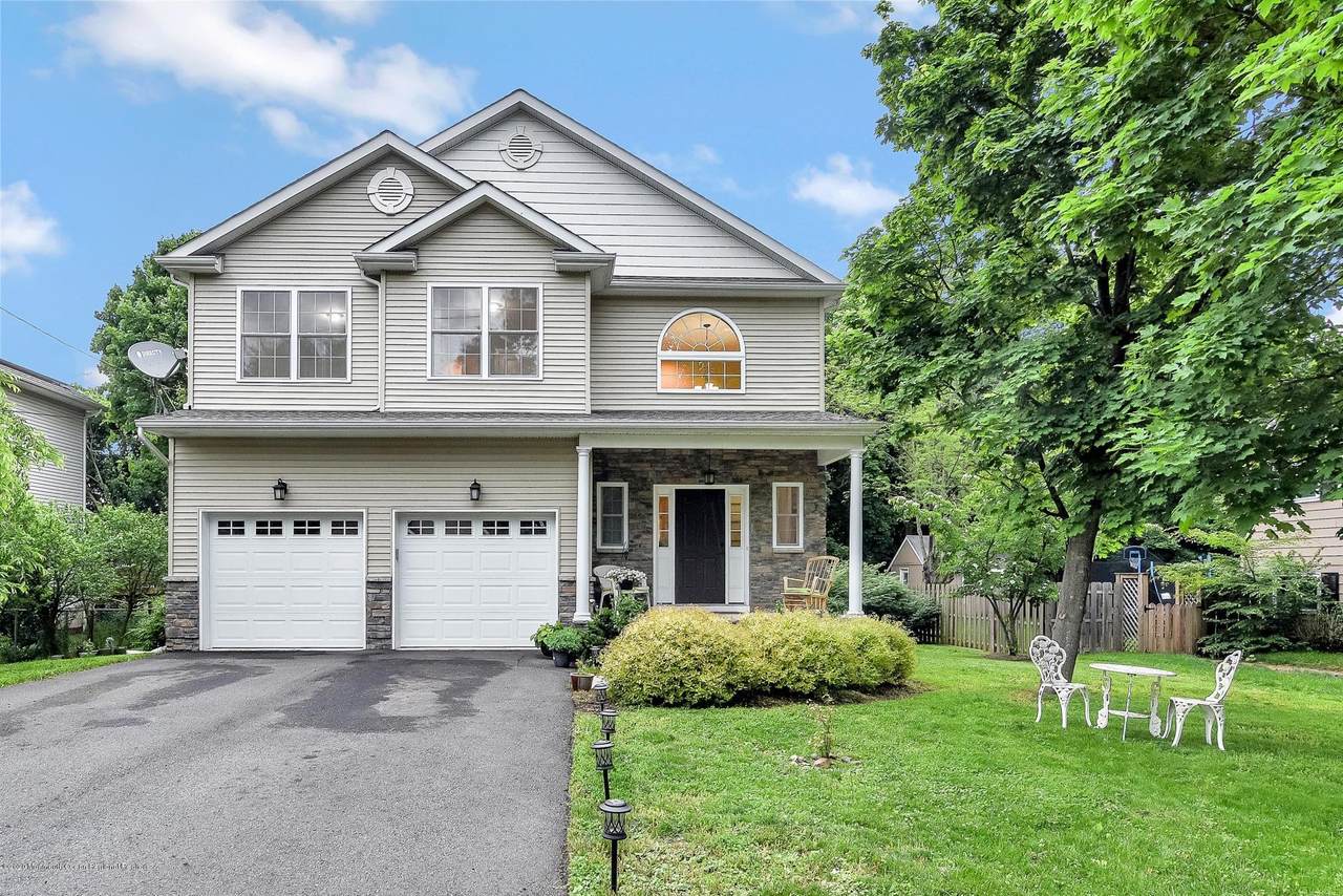 131 Chestnut Street - Photo 1