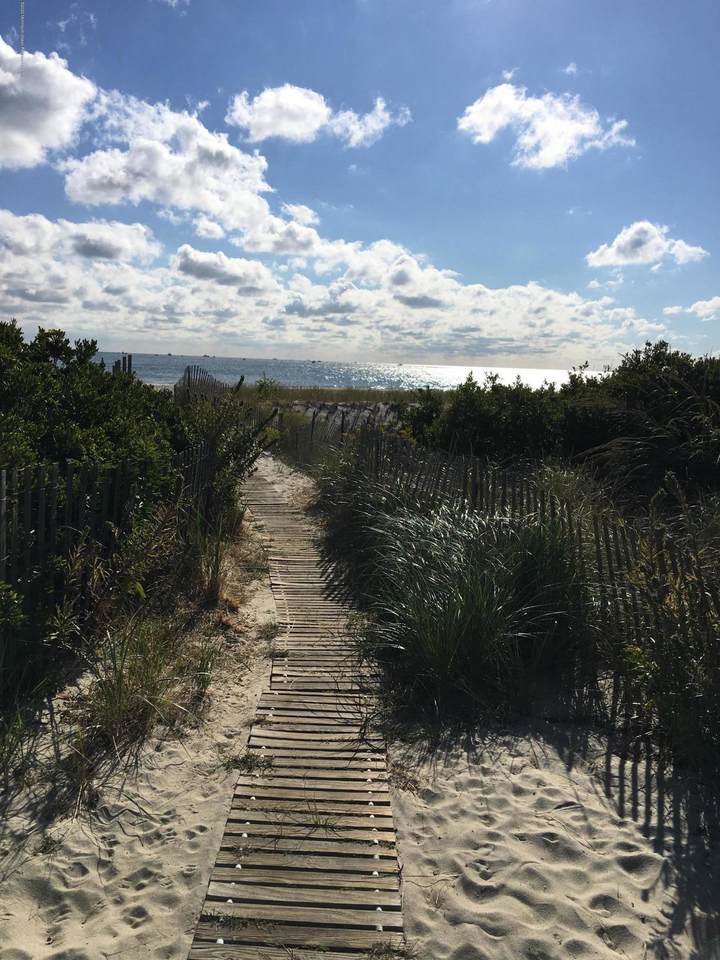 5 Island View Way - Photo 1