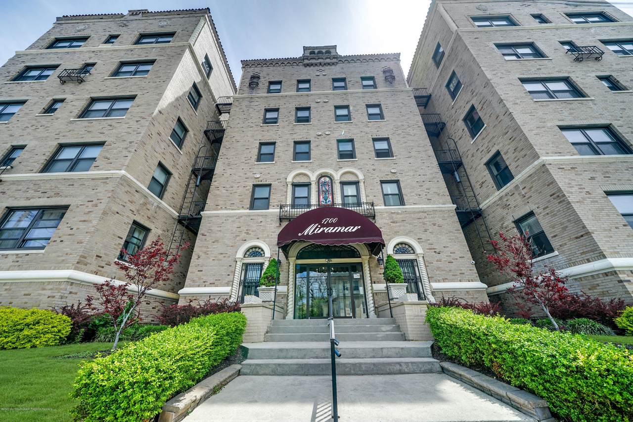 1700 Webb Avenue - Photo 1