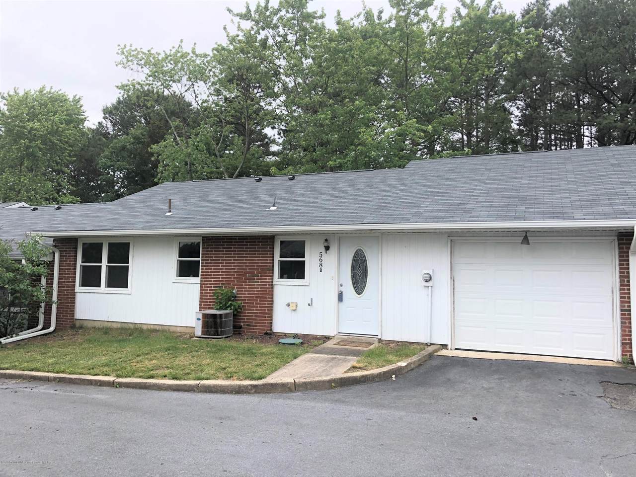 568B Sheffield Court - Photo 1