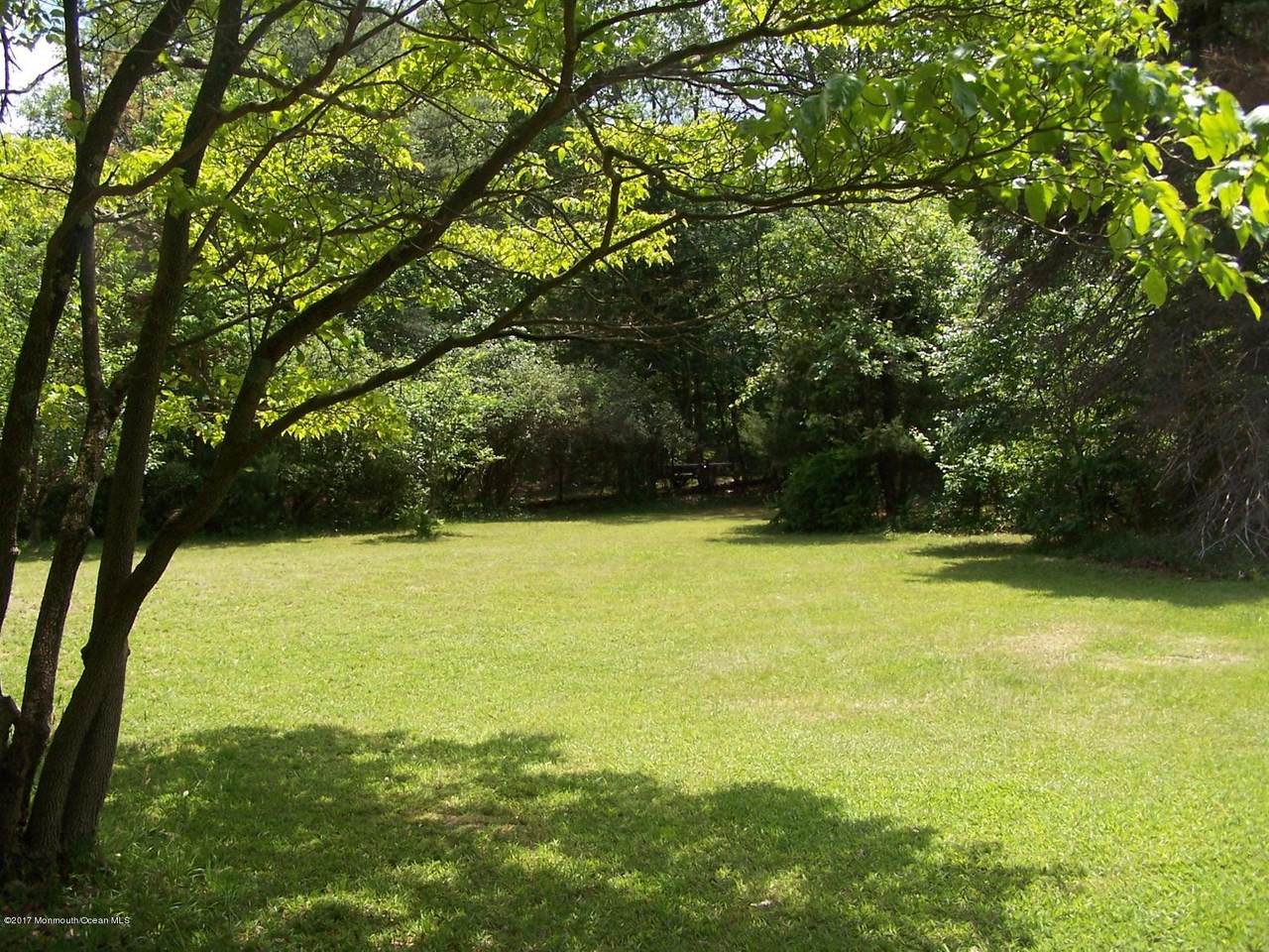 518 Frank Applegate Road - Photo 1