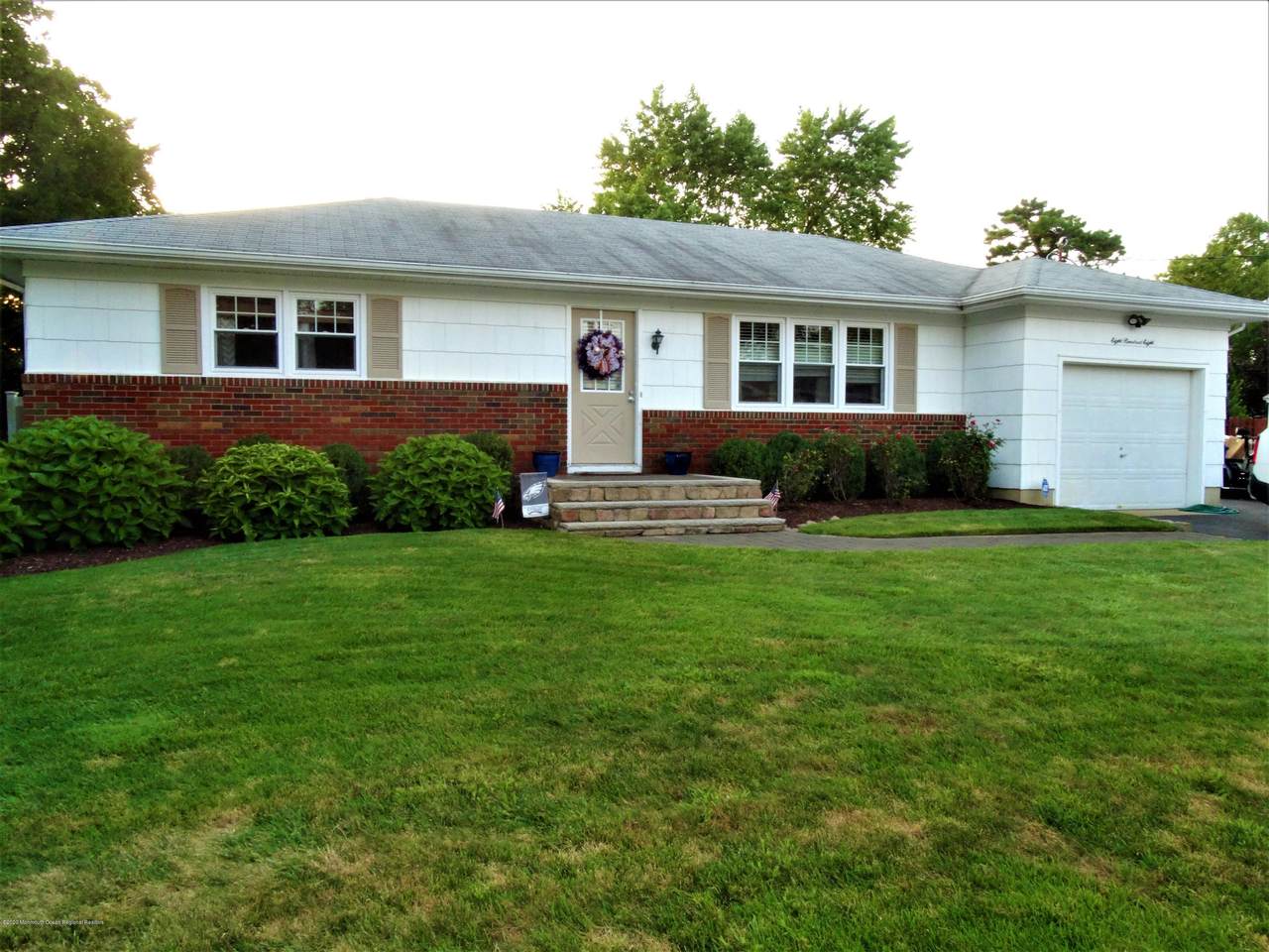 808 Pacific Avenue - Photo 1