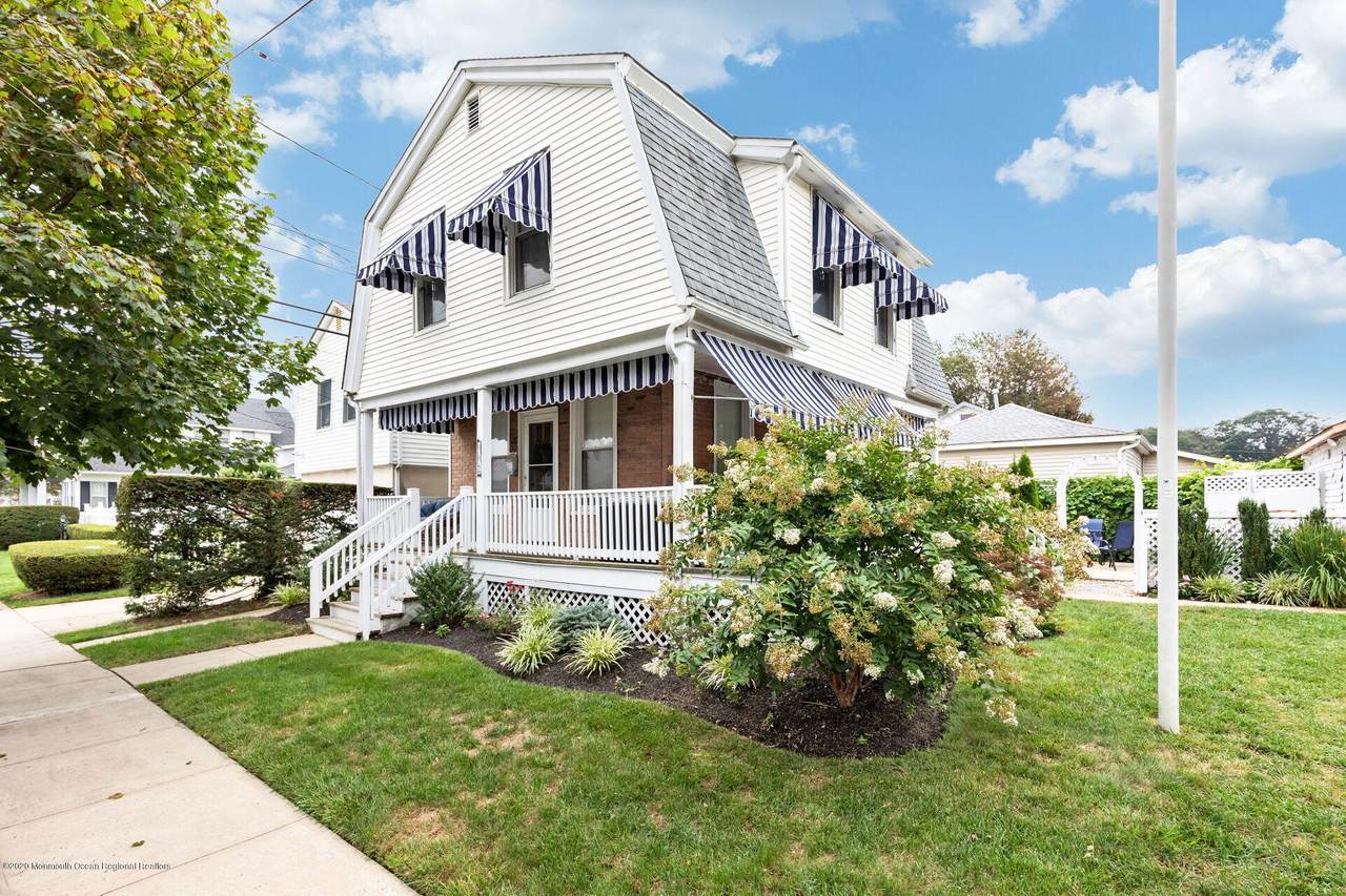902 D Street - Photo 1