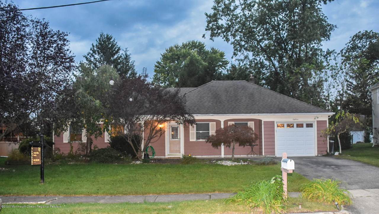 18 Deer Lane - Photo 1