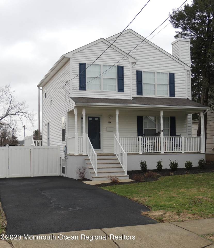 124 Westside Avenue - Photo 1
