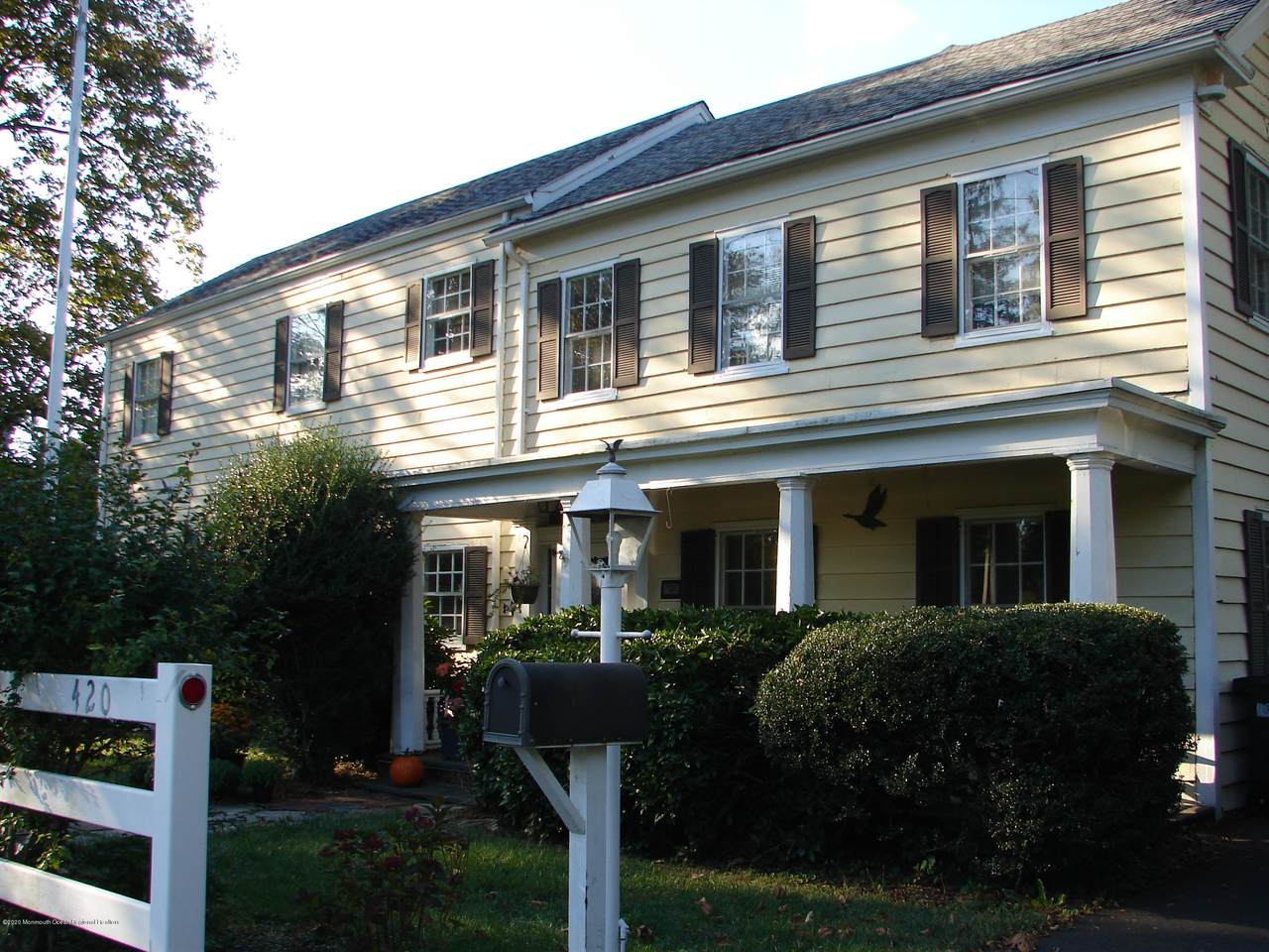 420 Sycamore Avenue - Photo 1