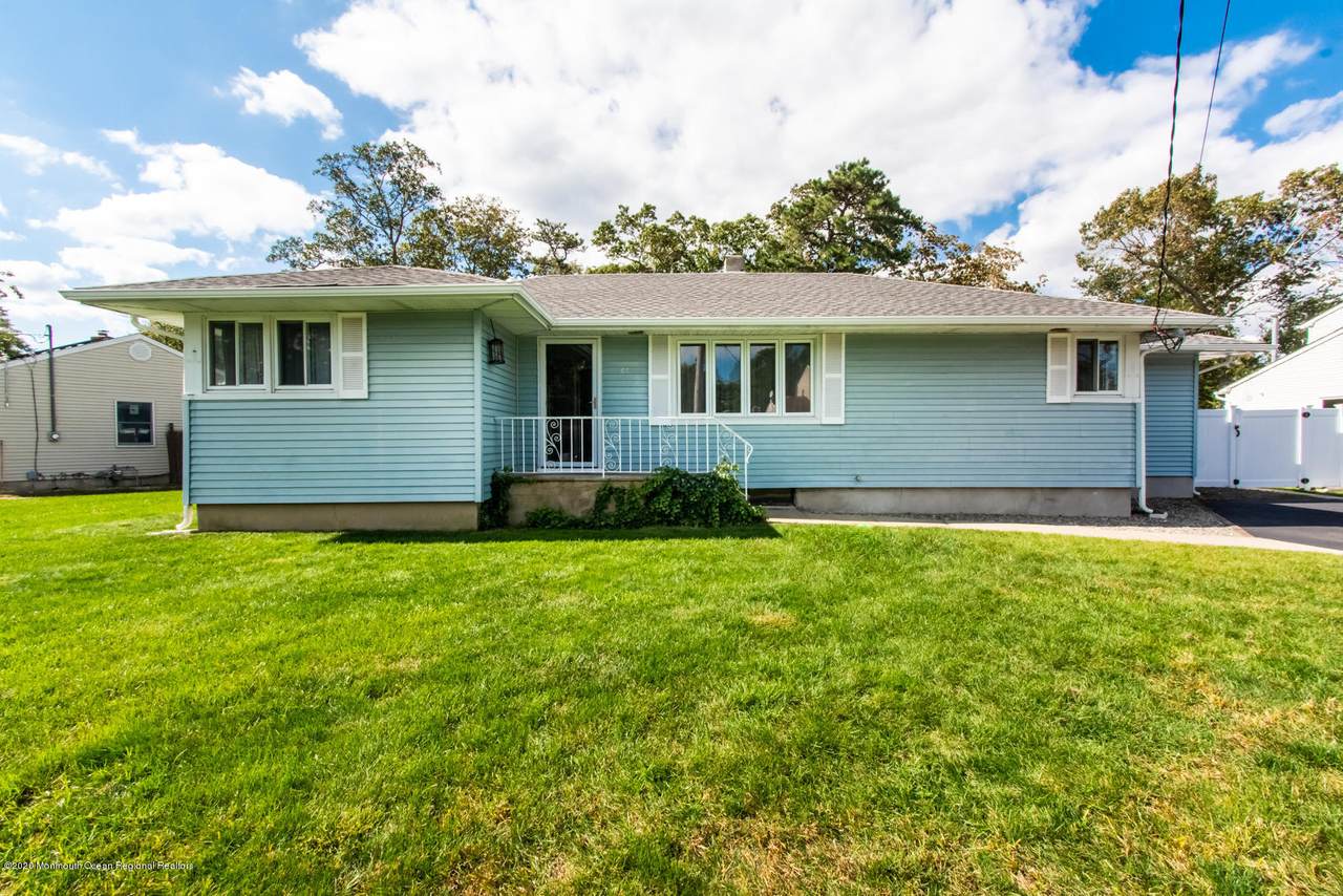 66 Myrtle Lane - Photo 1