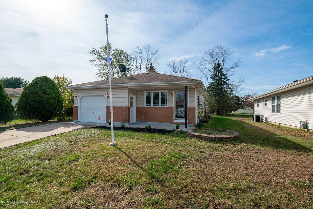 49 Bonaire Drive - Photo 1