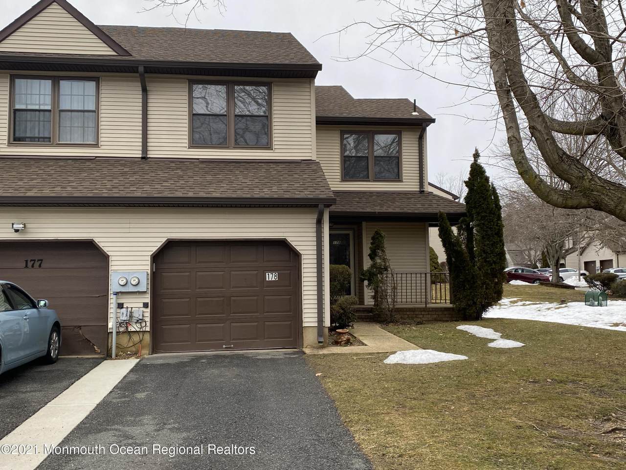 178 Longwood Drive - Photo 1