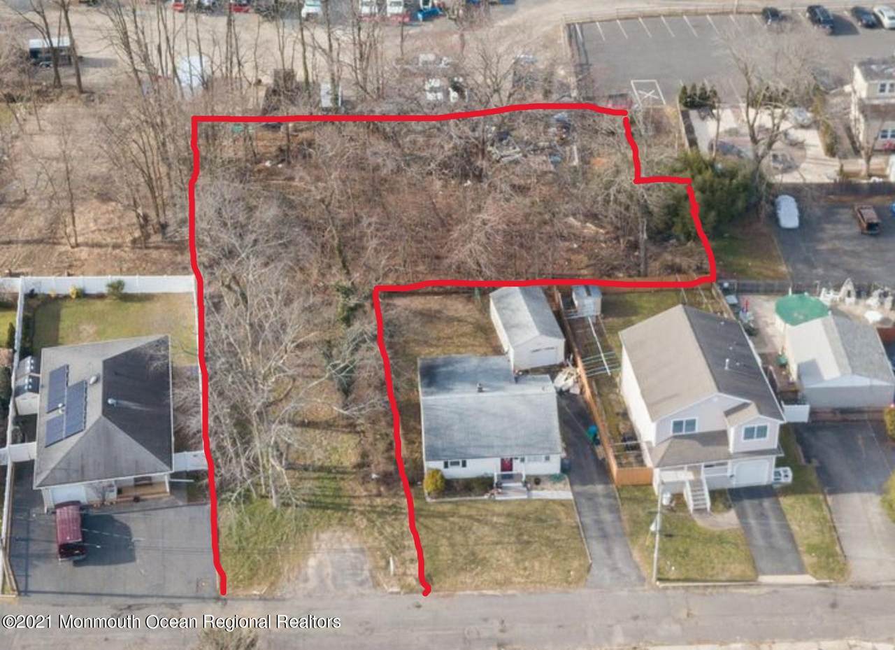 16 Howland Place - Photo 1