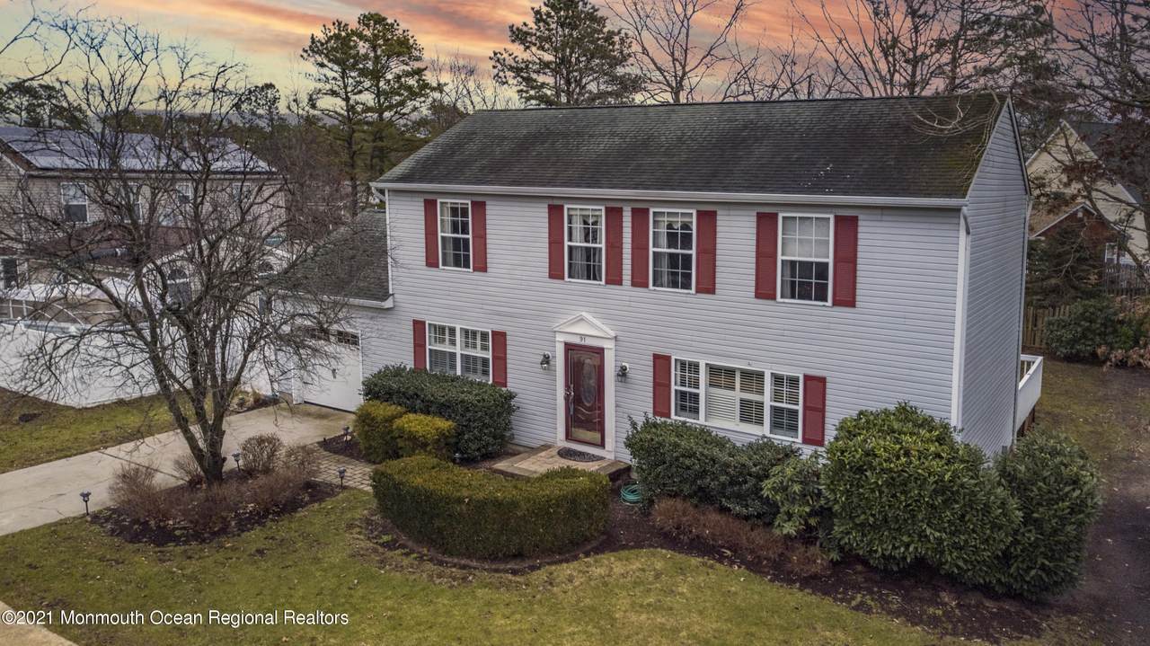 91 Hendrickson Avenue - Photo 1