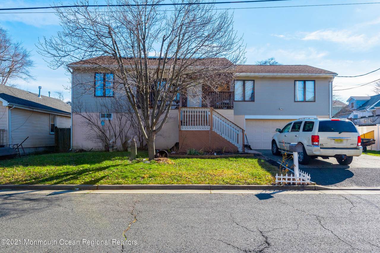 142 Herbert Street - Photo 1