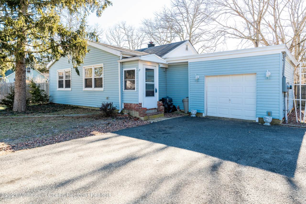 21 Ermack Street - Photo 1