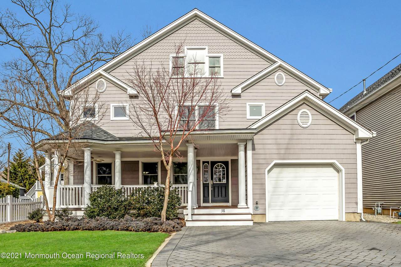 38 Virginia Avenue - Photo 1
