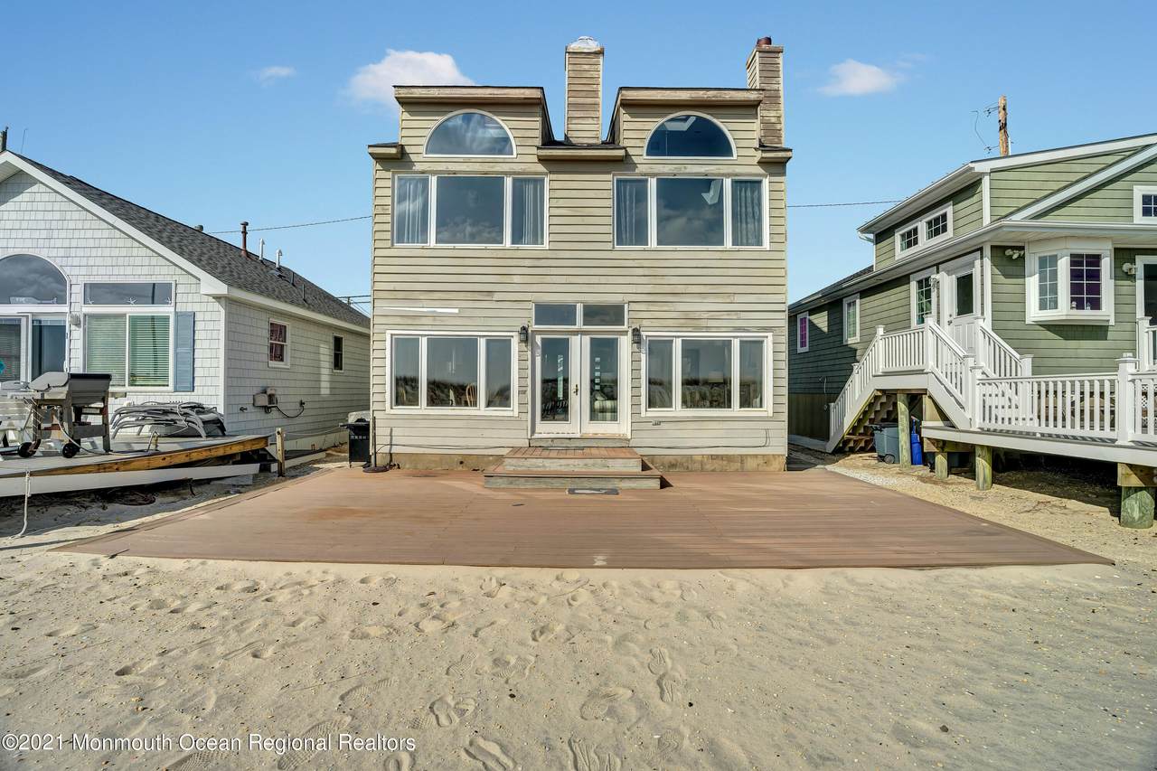 3176 Ocean Road - Photo 1