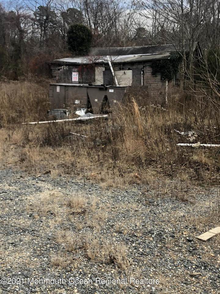238 Vine Avenue - Photo 1