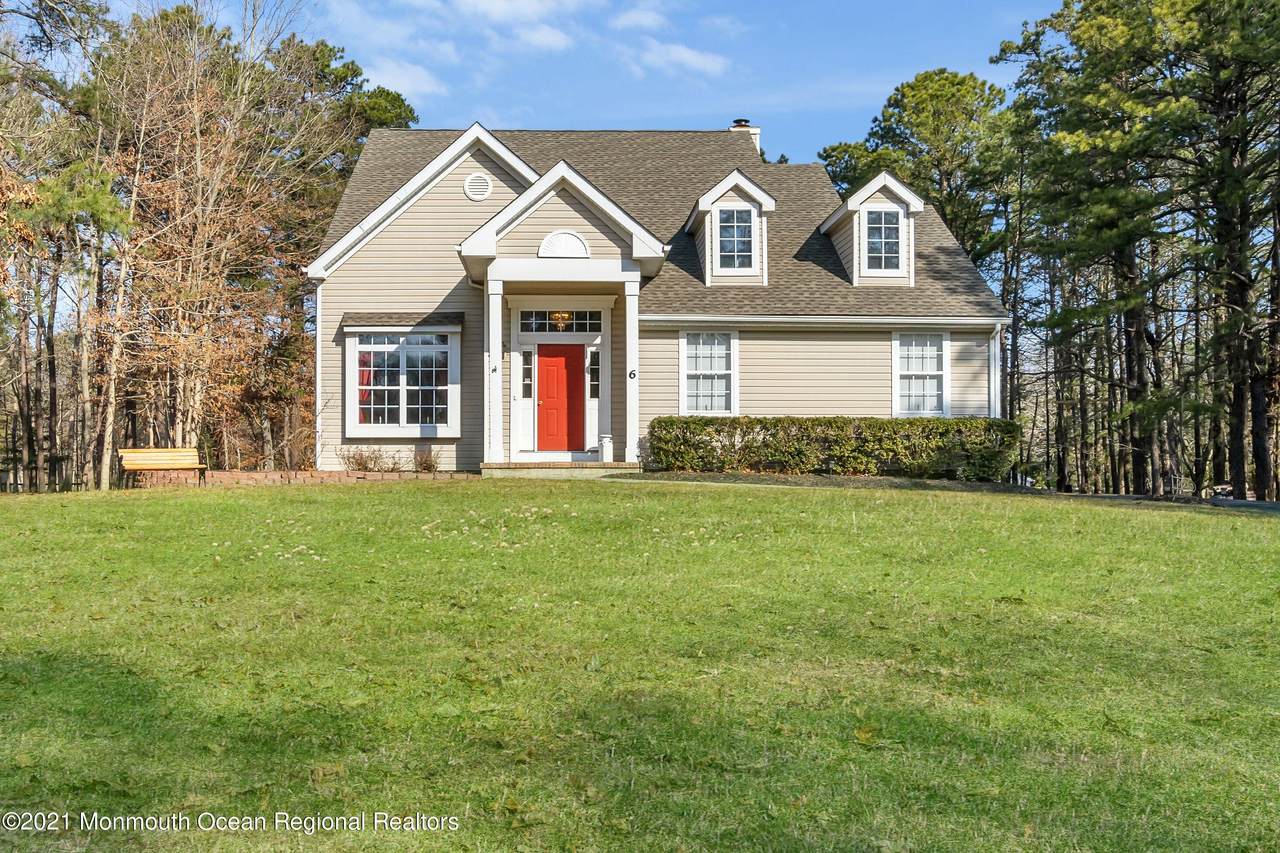 6 Green Tree Drive - Photo 1