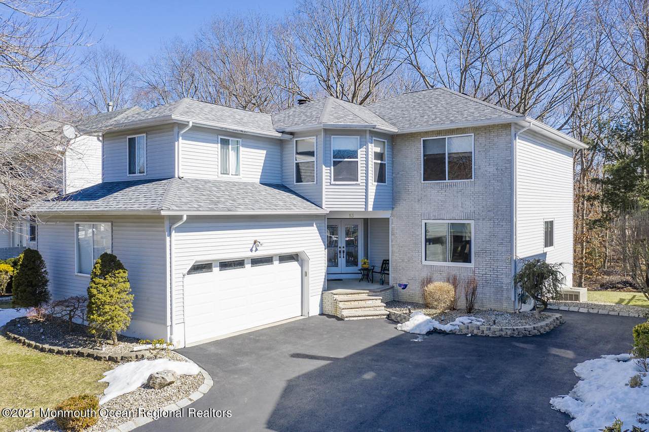13 Pemberton Drive - Photo 1