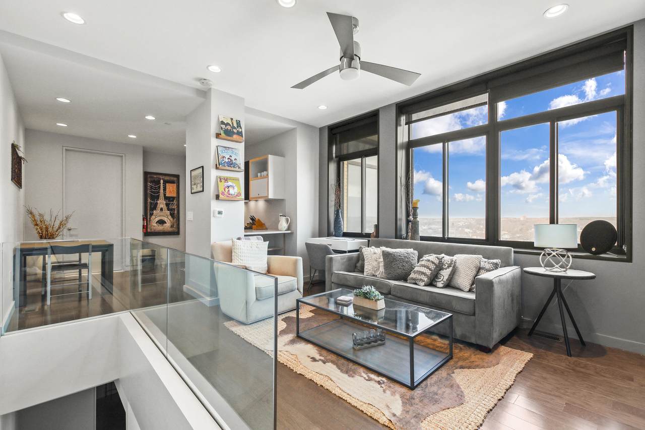 601 Bangs Avenue - Photo 1