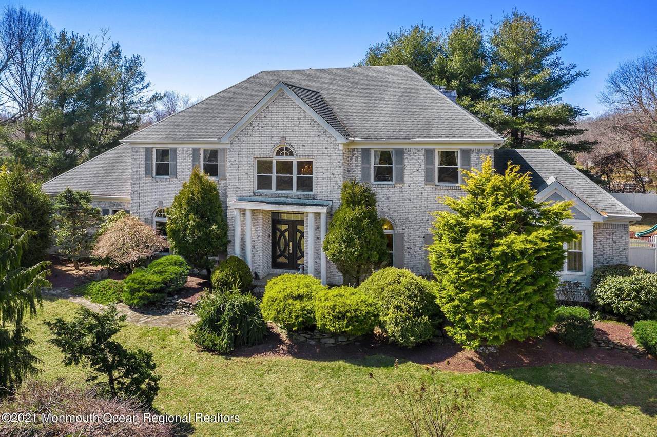 200 Sheffield Drive - Photo 1