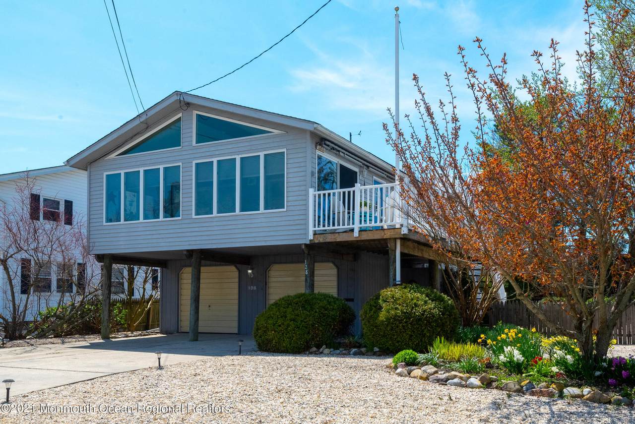 328 6th Street - Photo 1