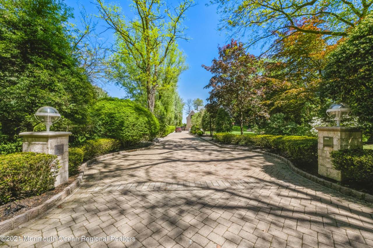 158 Bayside Drive - Photo 1
