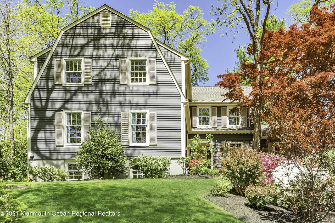 642 Susan Lane - Photo 1