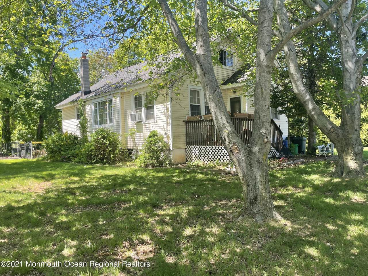 413 Matawan Avenue - Photo 1