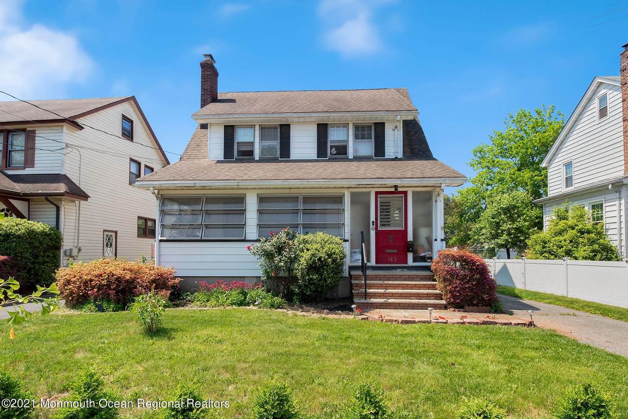 143 Sandford Avenue - Photo 1