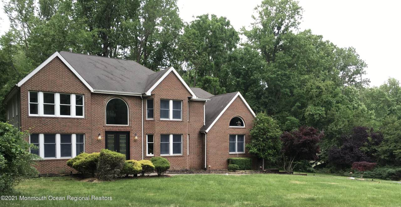 7 Clover Hill Road - Photo 1