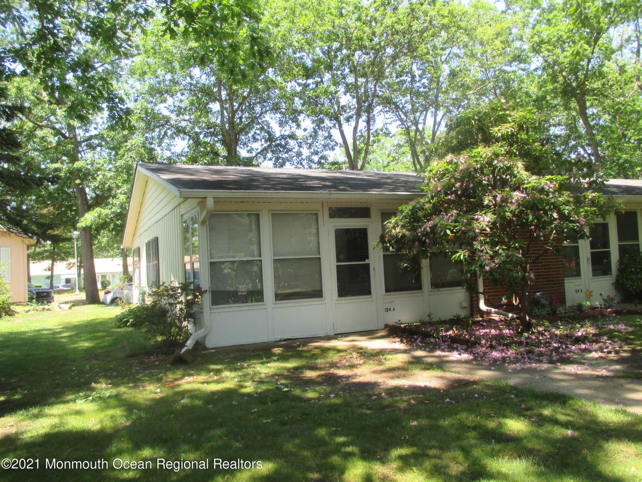104A Edinburgh Lane - Photo 1
