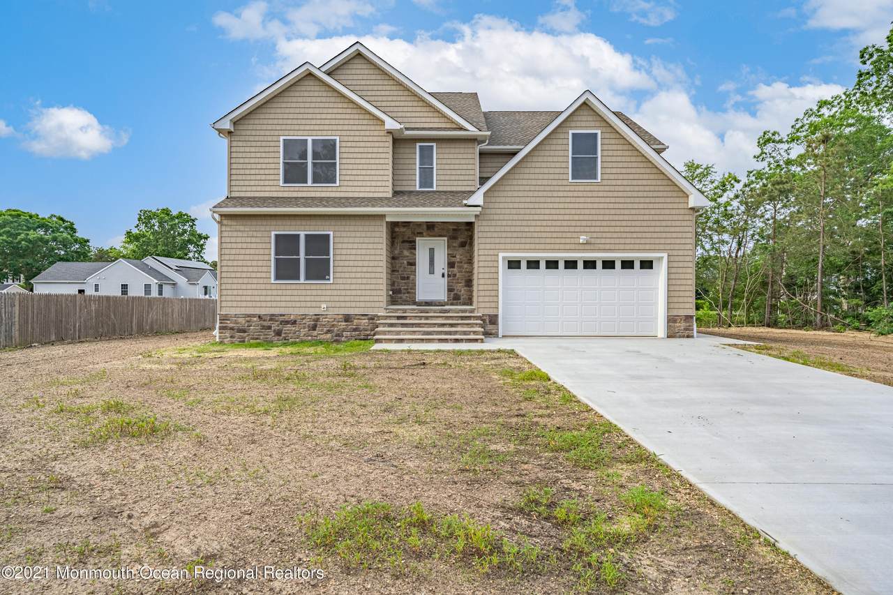 702 Cambridge Road - Photo 1
