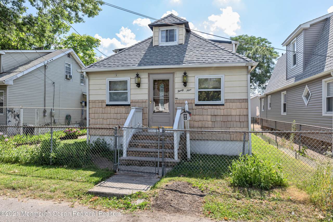 39 Lincoln Court - Photo 1