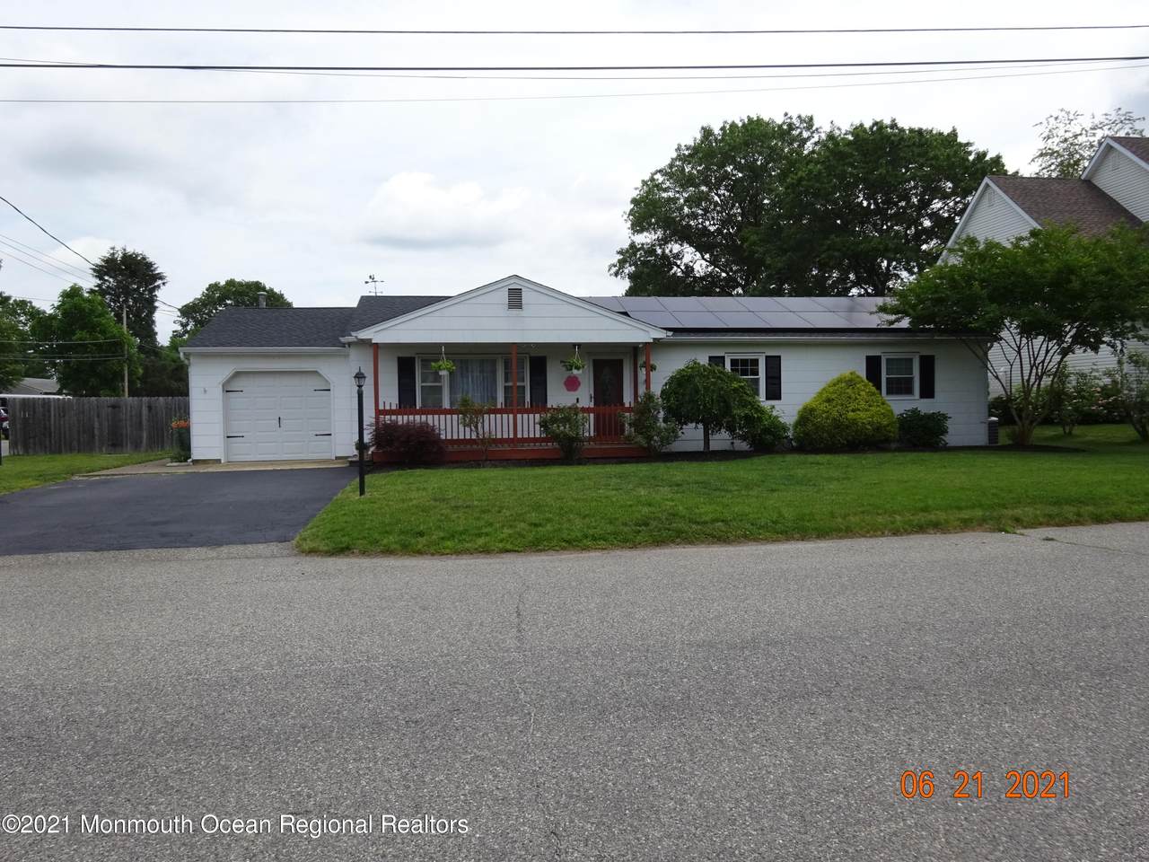 1162 Larchmont Street - Photo 1