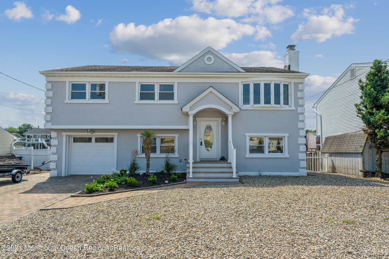 12 Homewood Drive - Photo 1